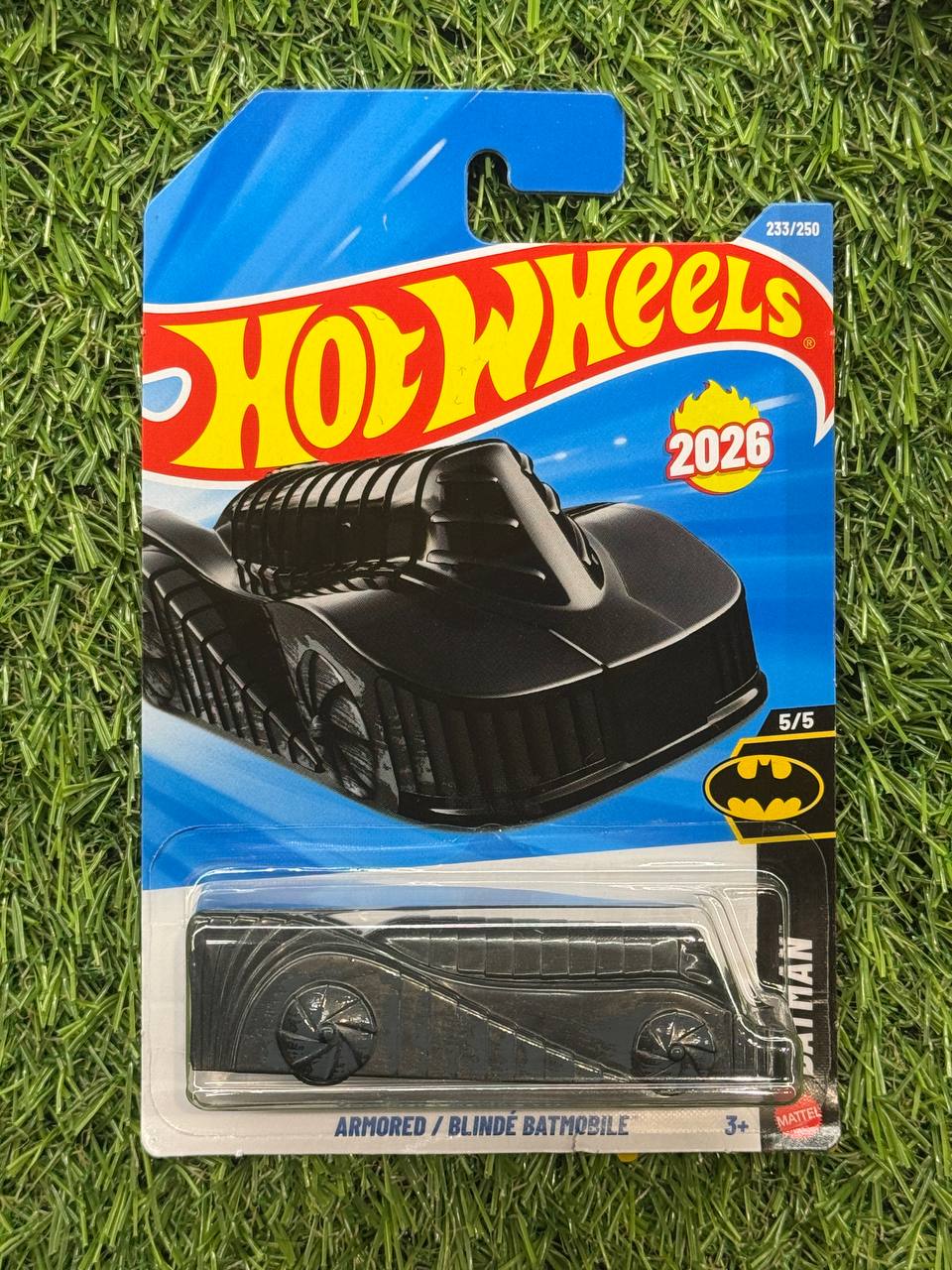 HOT WHEELS MAINLINE 2026 - ARMORED BATMOBILE (233/250)